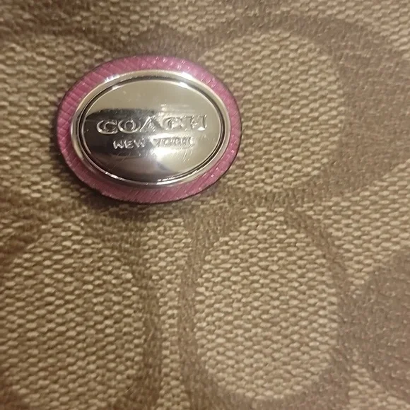 Coach Signature Brown and Pink Crossbody Bag EUC - Picture 3 of 9